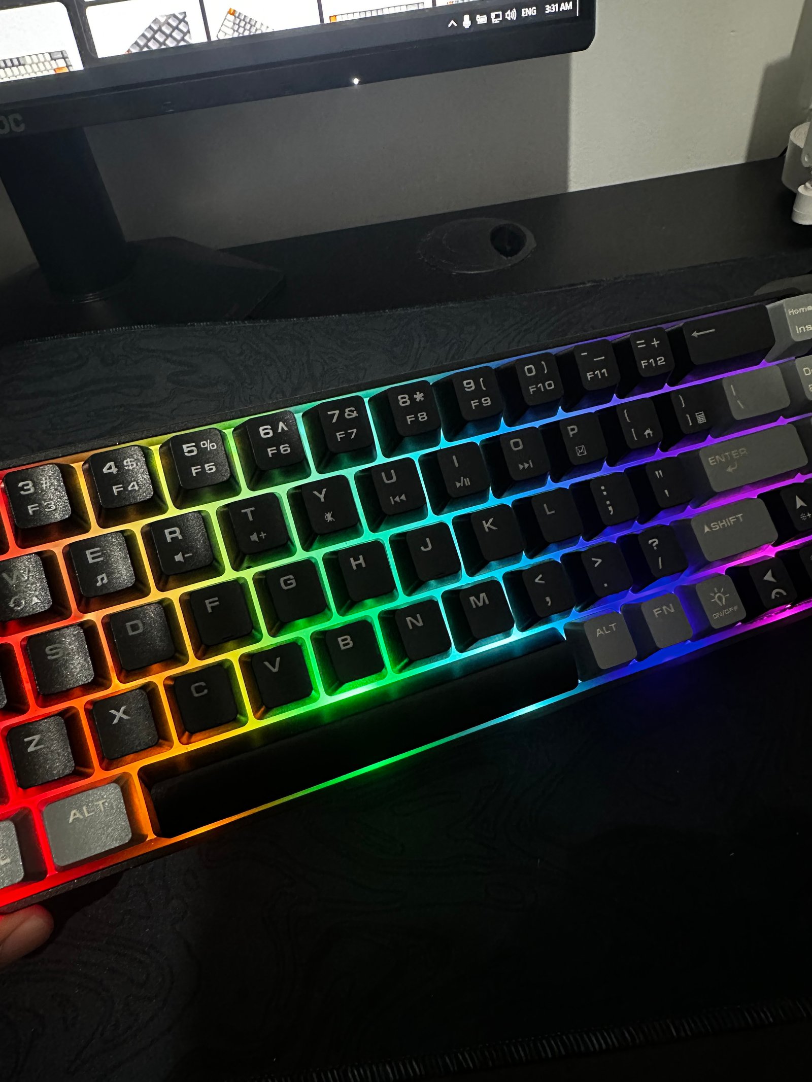 ⌨️ Teclado Gamer Dareu K6801 Sem Fio – Excelente Estado